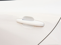 2020款 两厢 1.5L 自动锋跃型