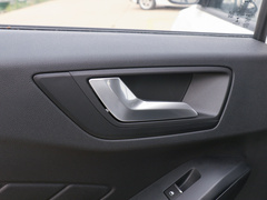 2020款 两厢 1.5L 自动锋跃型