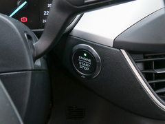 2020款 两厢 1.5L 自动锋跃型