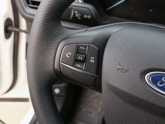 2020款 两厢 1.5L 自动锋跃型