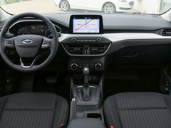 2020款 两厢 1.5L 自动锋跃型