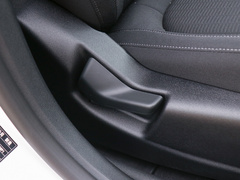 2020款 两厢 1.5L 自动锋跃型