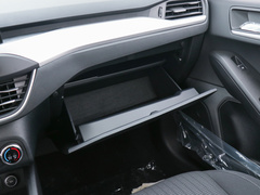 2020款 两厢 1.5L 自动锋跃型