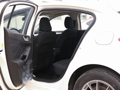 2020款 两厢 1.5L 自动锋跃型