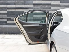 2019款 TSI380 DSG旗舰版