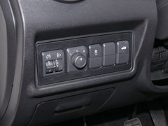 2019款 1.5L 手动豪华版 国VI 