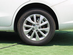 2019款 1.5L 手动尊贵版 国VI 