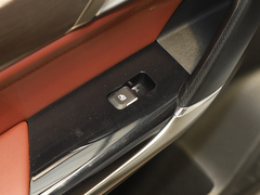2019款 1.5L 手动尊贵版 国VI 