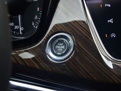 2020款 28T 六座四驱铂金运动版
