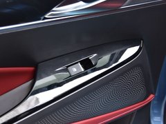 2019款 1.5T 自动极客全配版 7座