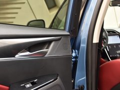 2019款 1.5T 自动极客全配版 7座