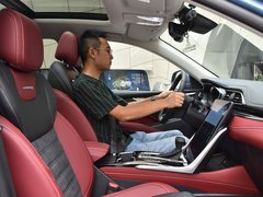2019款 1.5T 自动极客全配版 7座