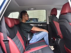 2019款 1.5T 自动极客全配版 7座