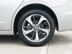 2019款 270T 自动豪华版