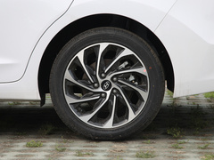2019款 1.5L CVT智炫·精英型
