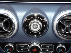 2019款 2.3T 自动四驱城市猎人版旗舰型 国VI