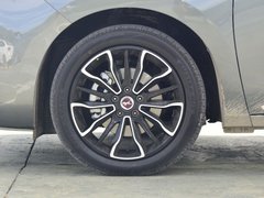2019款 1.5T 自动旗舰型 7座 国VI