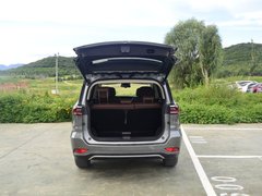 2019款 1.5T 自动旗舰型 7座 国VI