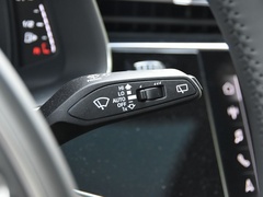 2020款 55 TFSI quattro 至尊专享版