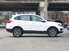2019款 1.5T 手動(dòng)智趣型 國(guó)VI