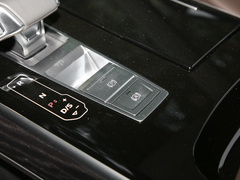 2019款 Plus A8L 50 TFSI quattro 舒适型