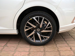 2020款 230T 自动炫目版