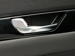 2020款 230T 自动炫目版