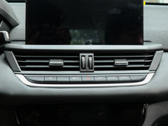 2020款 230T 自动炫目版