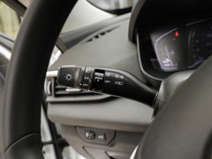 2020款 230T 自动炫目版