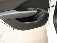 2020款 230T 自动炫目版