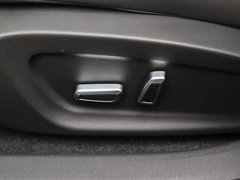 2020款 230T 自动炫目版