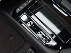 2020款 28T 两驱豪华型