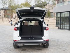 2020款 28T 两驱豪华型