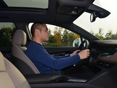 2020款 28T 两驱豪华型