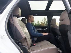 2020款 28T 两驱豪华型