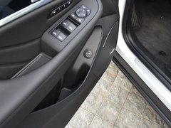 2020款 28T 两驱豪华型