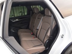 2020款 28T 两驱豪华型