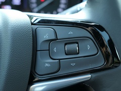 2020款 28T 两驱豪华型