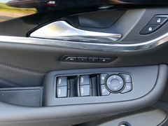 2020款 28T 两驱豪华型
