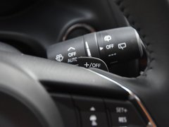 2020款 2.0L 自动两驱蓝天青春版