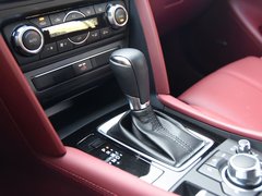 2020款 2.0L 自动两驱蓝天青春版