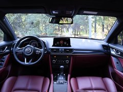 2020款 2.0L 自动两驱蓝天青春版