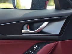 2020款 2.0L 自动两驱蓝天青春版