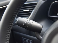 2020款 2.0L 自动两驱蓝天青春版