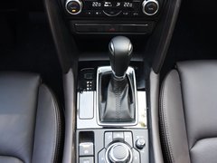 2020款 2.0L 自动两驱蓝天青春版