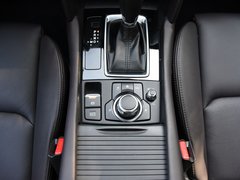2020款 2.0L 自动两驱蓝天青春版