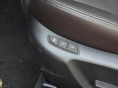 2020款 2.0L 自动两驱蓝天青春版