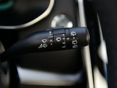 2019款 300TGI 自动4G互联豪华版