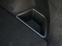 2019款 300TGI 自动4G互联豪华版