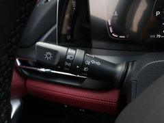 2020款 2.0T 自动领航型